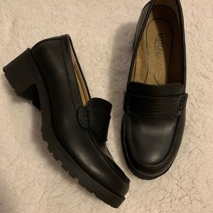 Eastland Newbury Penny Loafers size 8 like new